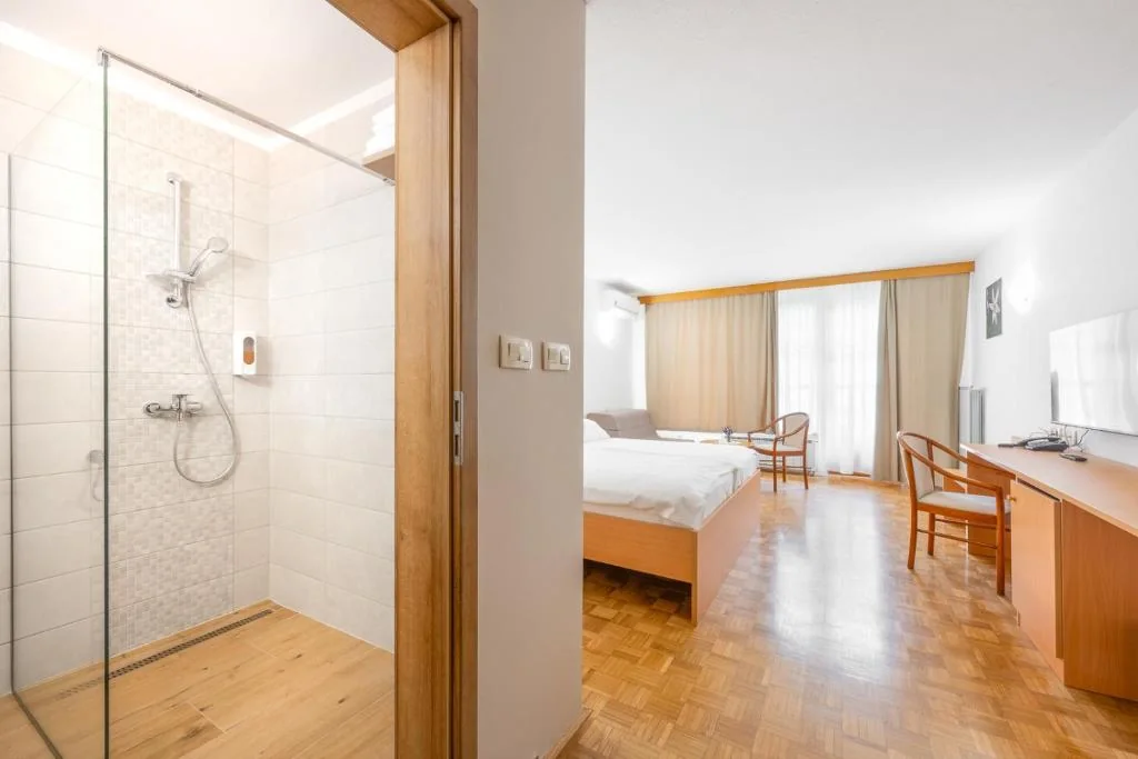 Hotelsko naselje Zeleni Gaj – fotografija 3